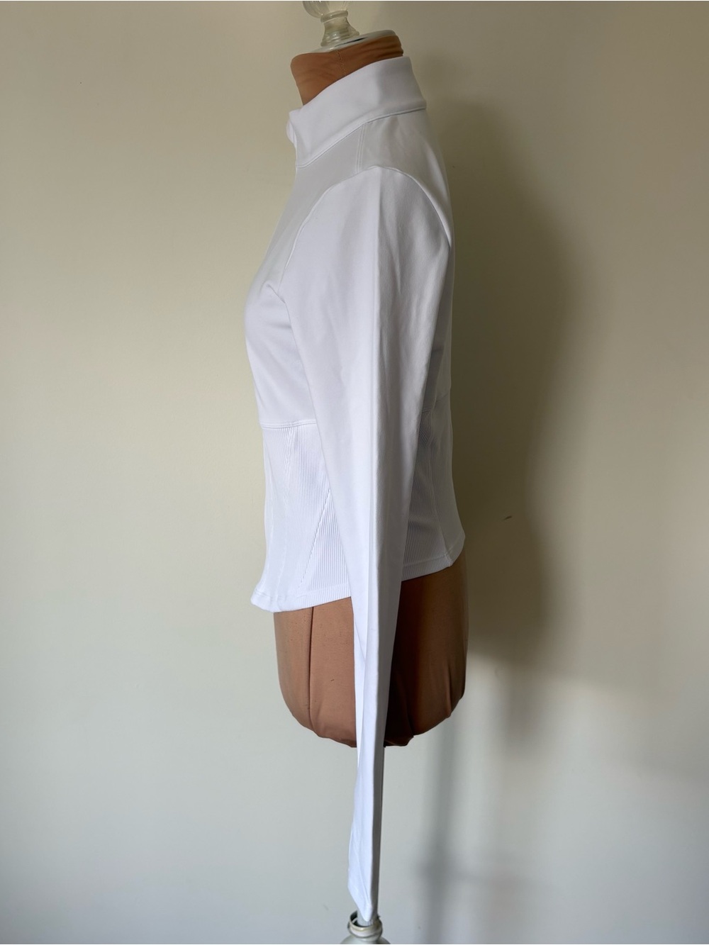 Alo Yoga Airbrush Corset White Pilates Athleisure Clean Full Zip Jacket NWOT S - Picture 6 of 12